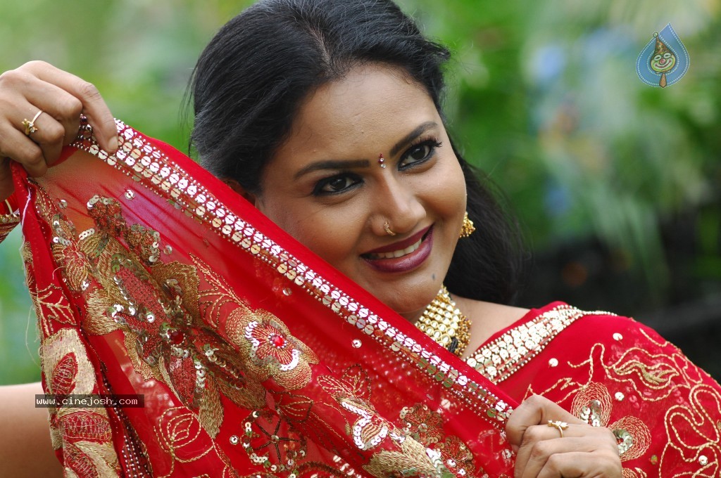Raksha Stills - 54 / 65 photos