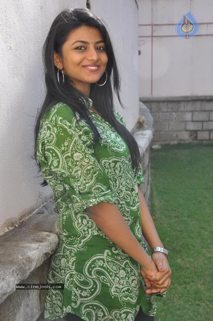 Rakshita New Photos - 15 / 22 photos