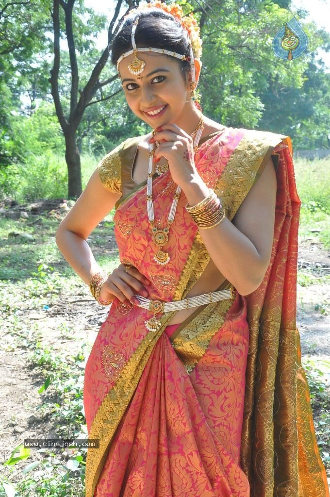 Rakul Preet Singh Cute Stills - 31 / 84 photos