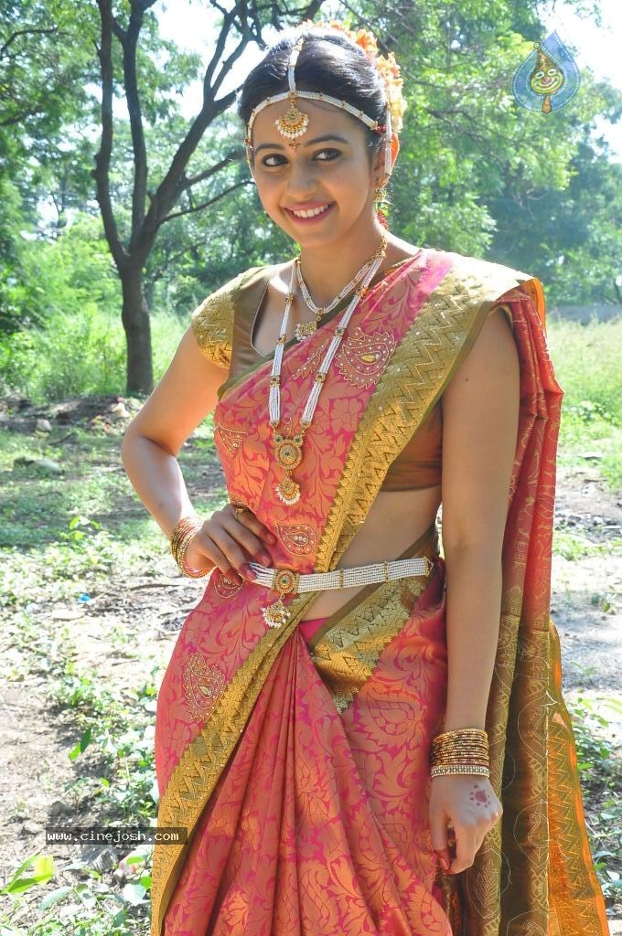 Rakul Preet Singh Cute Stills - 79 / 84 photos