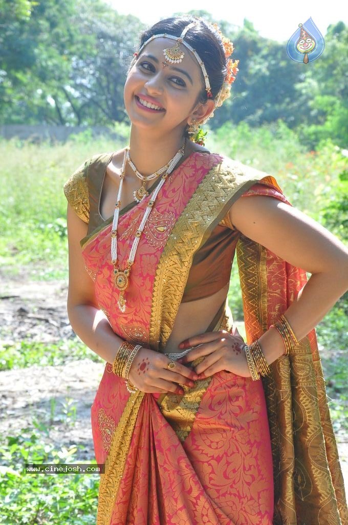 Rakul Preet Singh Cute Stills - 84 / 84 photos