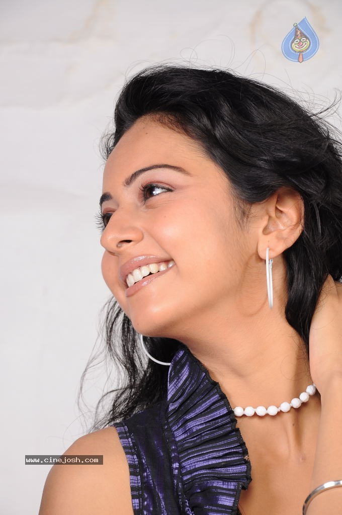 Rakul Preet Singh High Resolution Stills - 68 / 74 photos