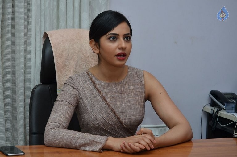 Rakul Preet Singh Interview Photos - 47 / 81 photos