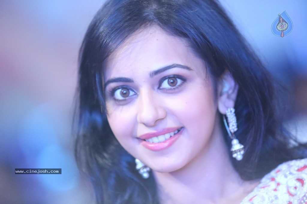 Rakul Preet Singh Latest Photos - 64 / 113 photos