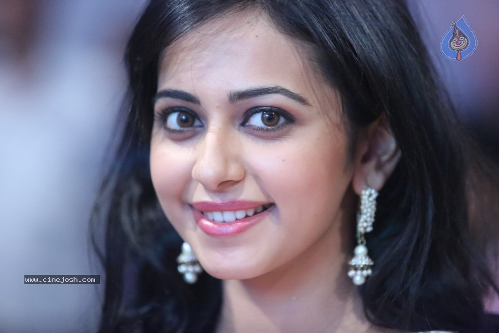Rakul Preet Singh Latest Photos - 66 / 113 photos