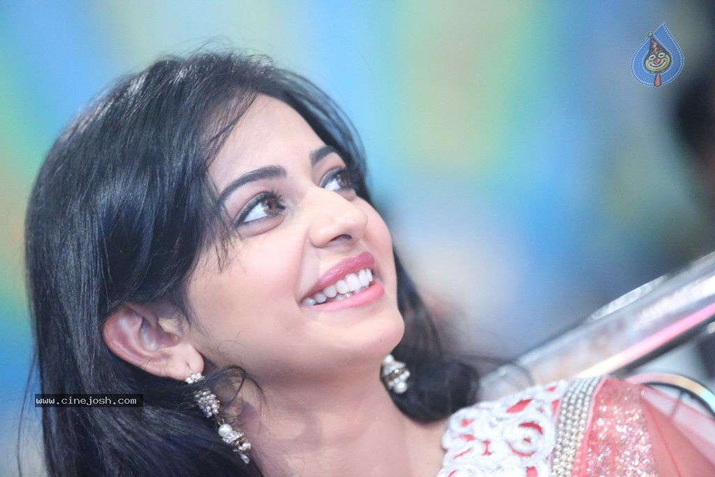 Rakul Preet Singh Latest Photos - 80 / 113 photos