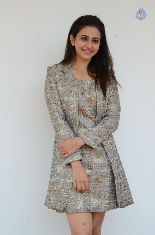 Rakul Preet Singh New Photos - 49 / 52 photos