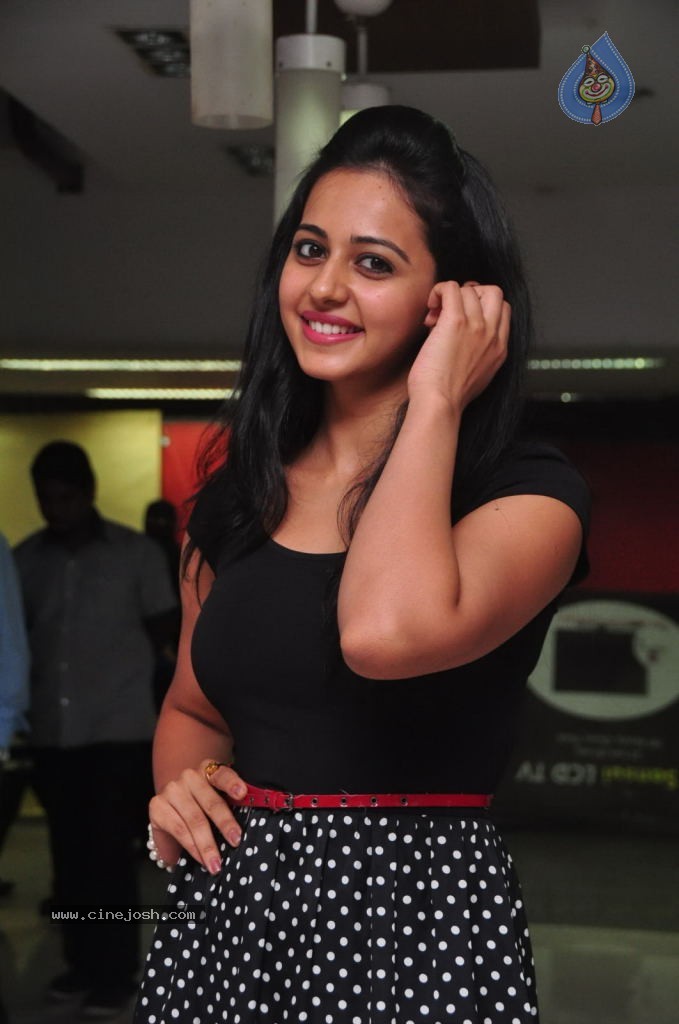 Rakul Preet Singh New Photos - 76 / 80 photos