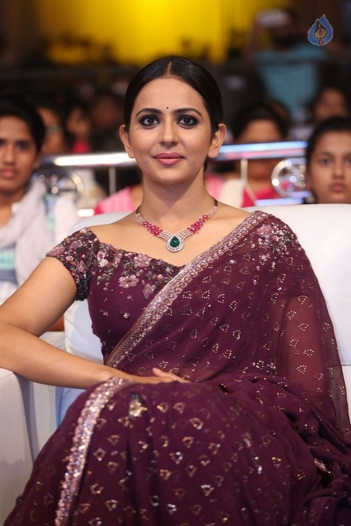Rakul Preet Singh New Photos - 4 / 34 photos