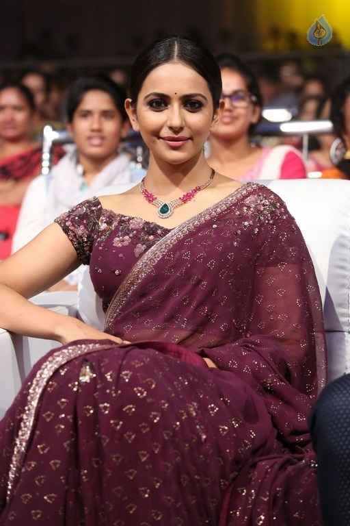 Rakul Preet Singh New Photos - 7 / 34 photos