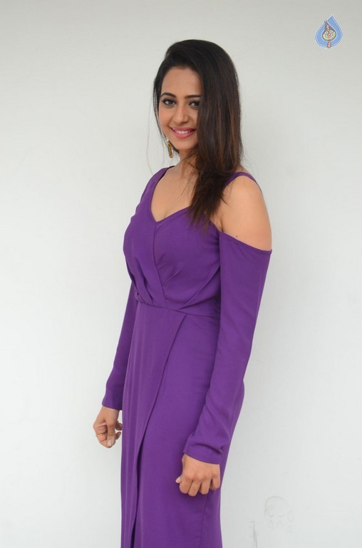 Rakul Preet Singh Photos - 51 / 59 photos