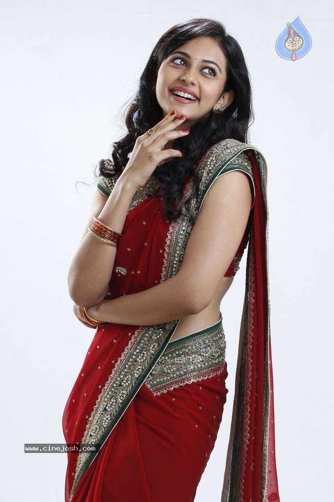 Rakul Preet Singh Pics - 32 / 65 photos