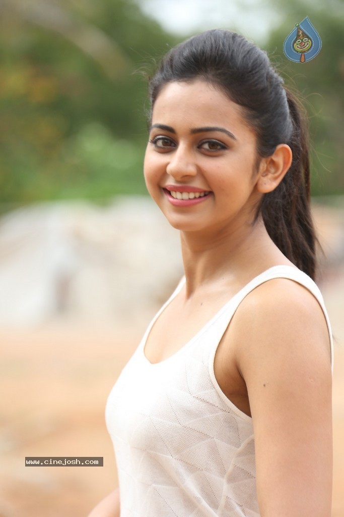 Rakul Preeth Singh Gallery - 55 / 133 photos