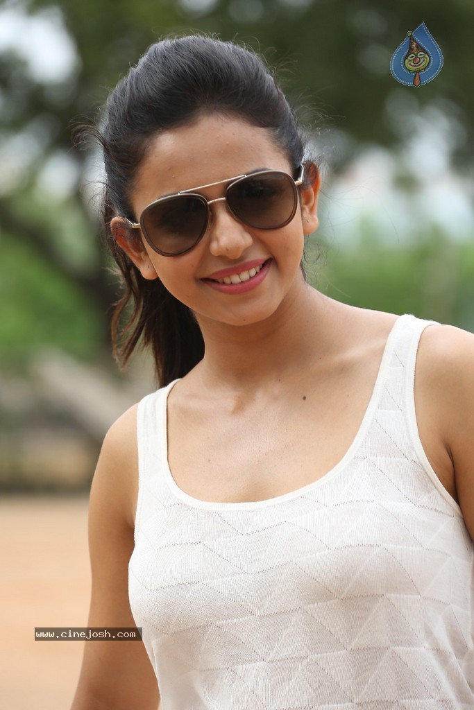 Rakul Preeth Singh Gallery - 91 / 133 photos