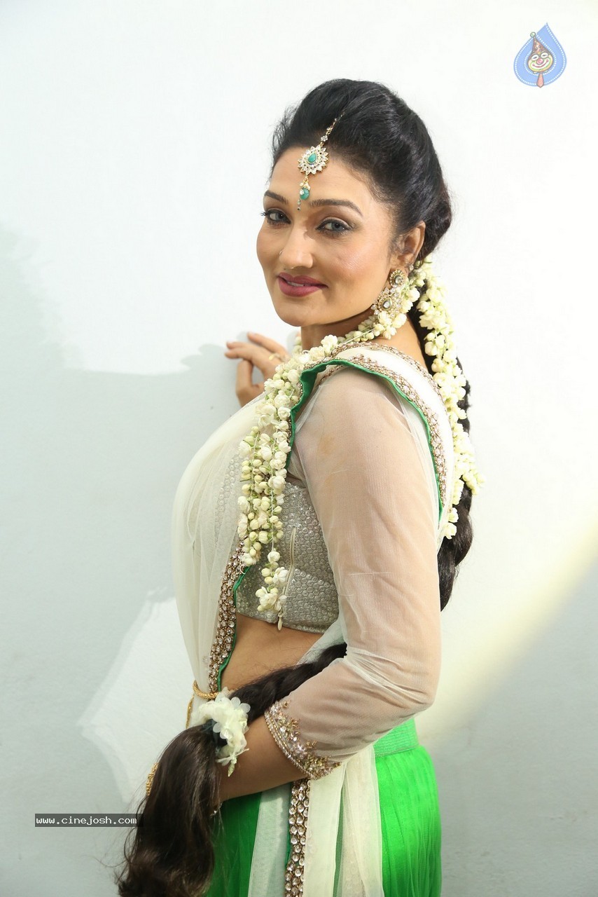 Ramya Sri Latest Photos - 17 / 45 photos