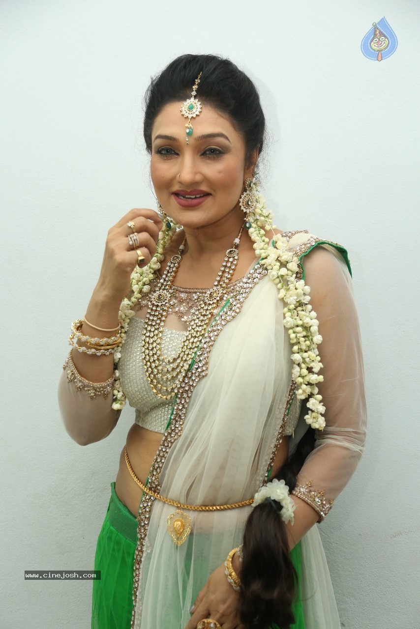 Ramya Sri Latest Photos - 18 / 45 photos