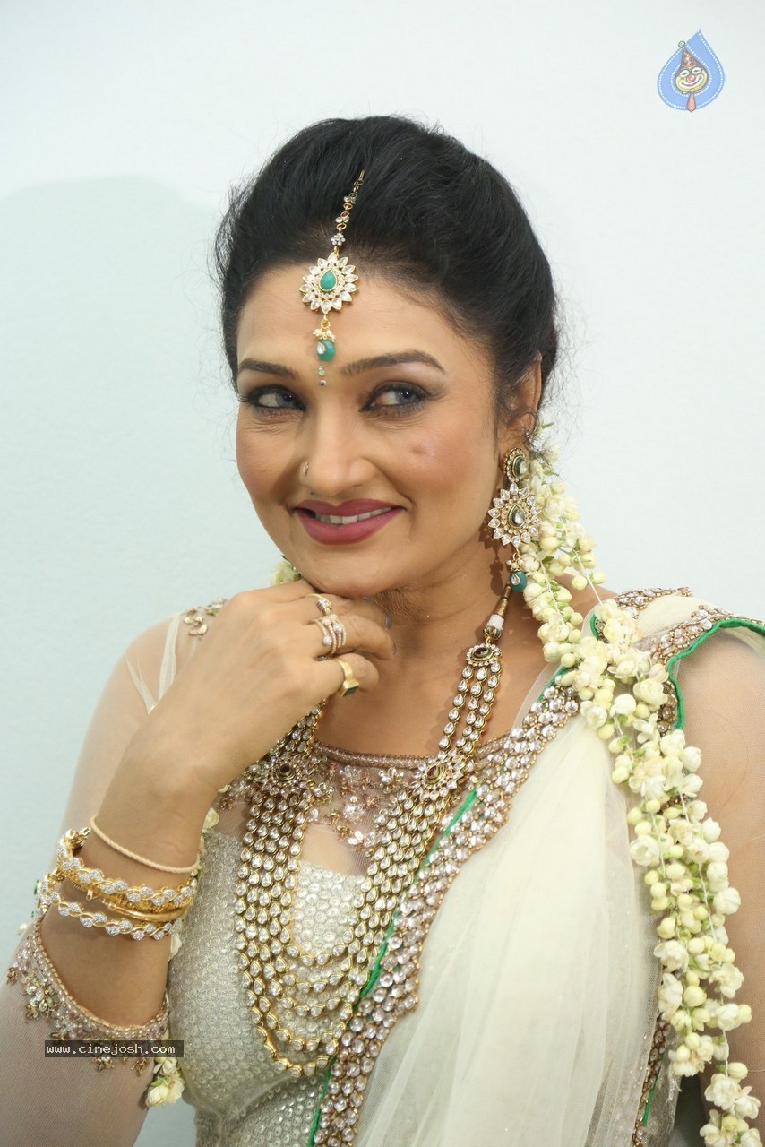 Ramya Sri Latest Photos - 26 / 45 photos