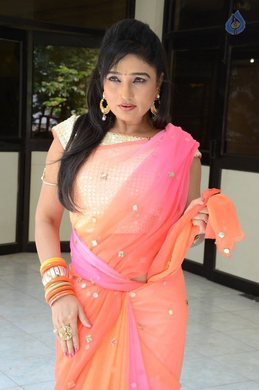 Ramya Sri New Gallery - 4 / 62 photos