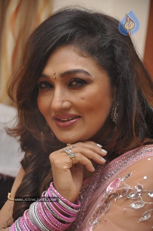 Ramya Sri New Photos - 18 / 41 photos