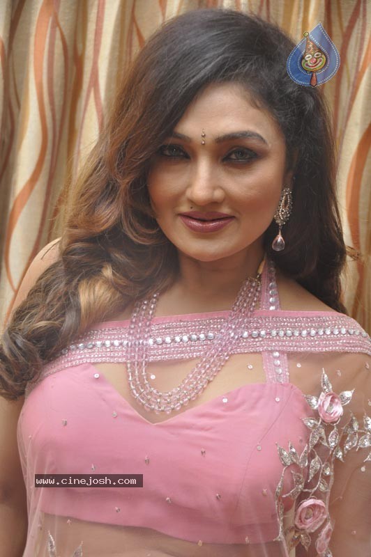 Ramya Sri New Photos - 22 / 41 photos