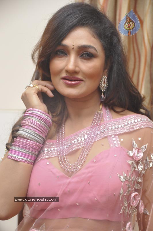 Ramya Sri New Photos - 39 / 41 photos