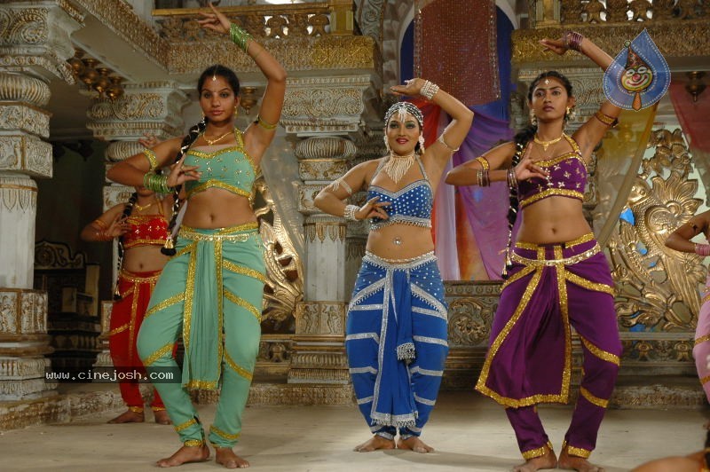 Ramya Sri Spicy Photo Gallery - 18 / 50 photos