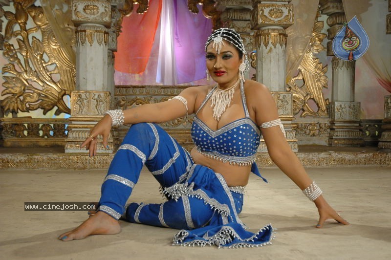 Ramya Sri Spicy Photo Gallery - 39 / 50 photos