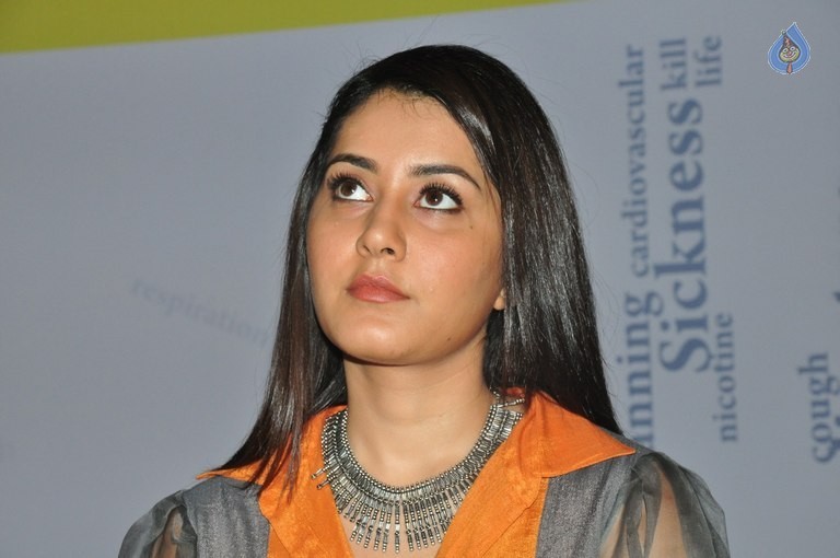 Rashi Khanna New Photos - 36 / 41 photos