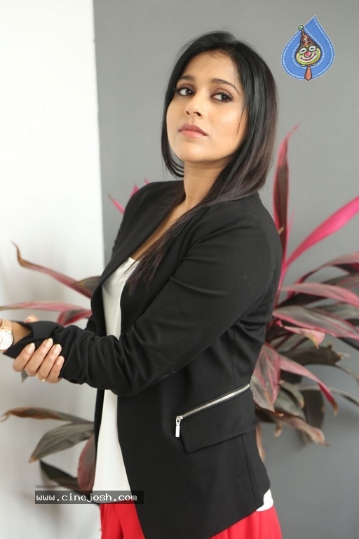 Rashmi Gautam New Stills - 14 / 31 photos