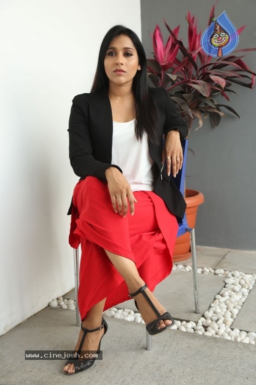 Rashmi Gautam New Stills - 29 / 31 photos