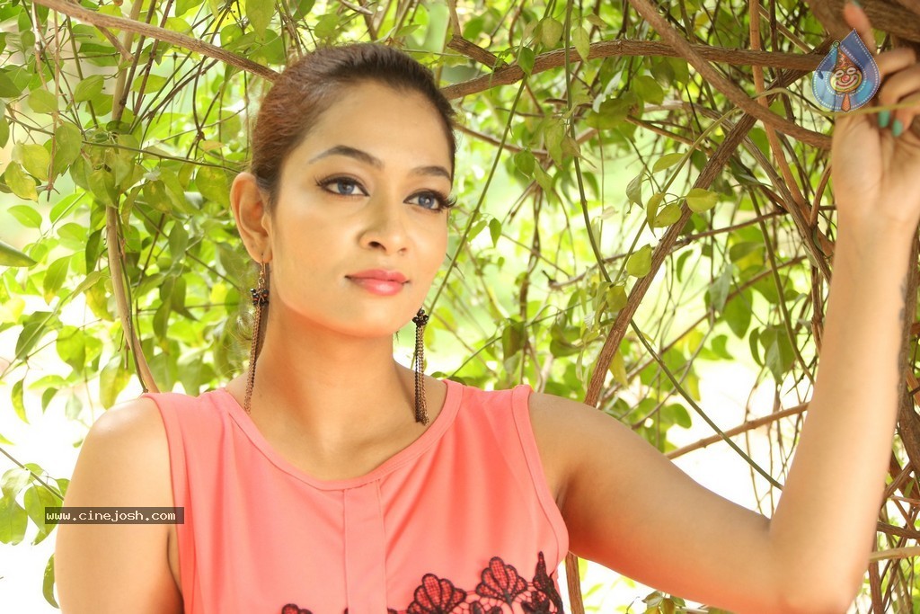 Rashmi Takoor Stills - 7 / 120 photos