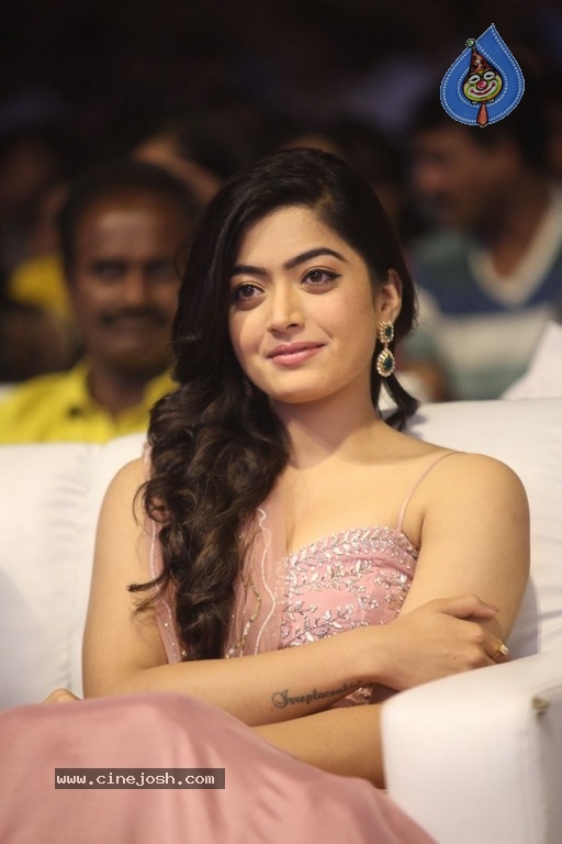 Rashmika Mandanna at Geetha Govindam Audio Launch - 8 / 21 photos