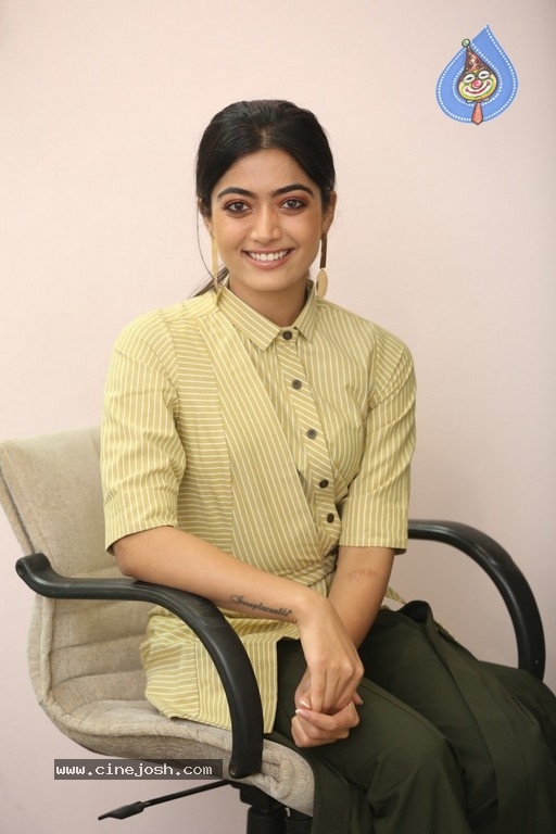 Rashmika Mandanna Pics - 7 / 40 photos