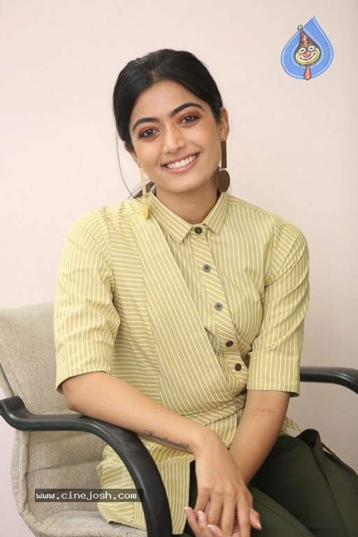 Rashmika Mandanna Pics - 8 / 40 photos