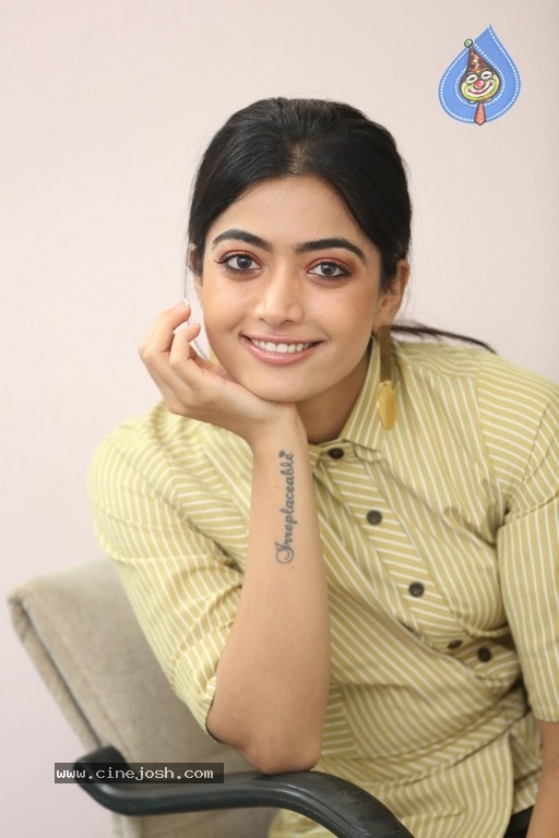 Rashmika Mandanna Pics - 21 / 40 photos