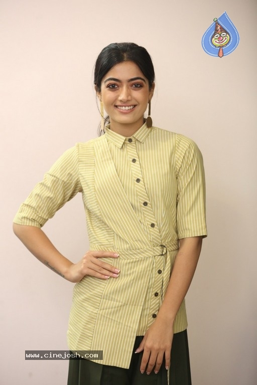 Rashmika Mandanna Pics - 22 / 40 photos