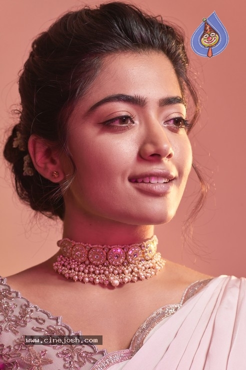 Rashmika Mandanna Stills - 14 / 14 photos