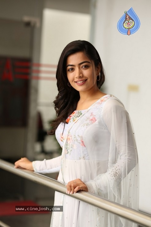 Rashmika Mandanna Stills - 11 / 49 photos