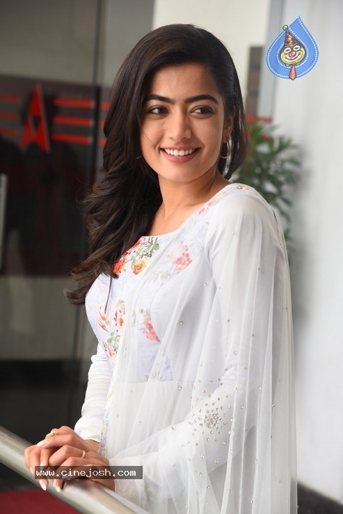 Rashmika Mandanna Stills - 20 / 49 photos