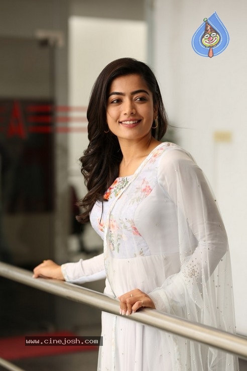 Rashmika Mandanna Stills - 30 / 49 photos