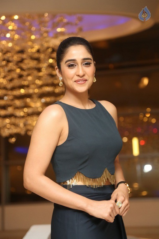 Regina at Nagaram Success Meet - 26 / 54 photos