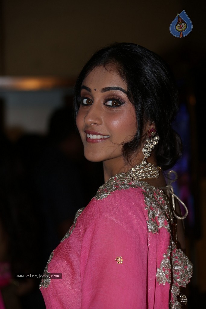 Regina Cassandra Latest Gallery - 26 / 55 photos