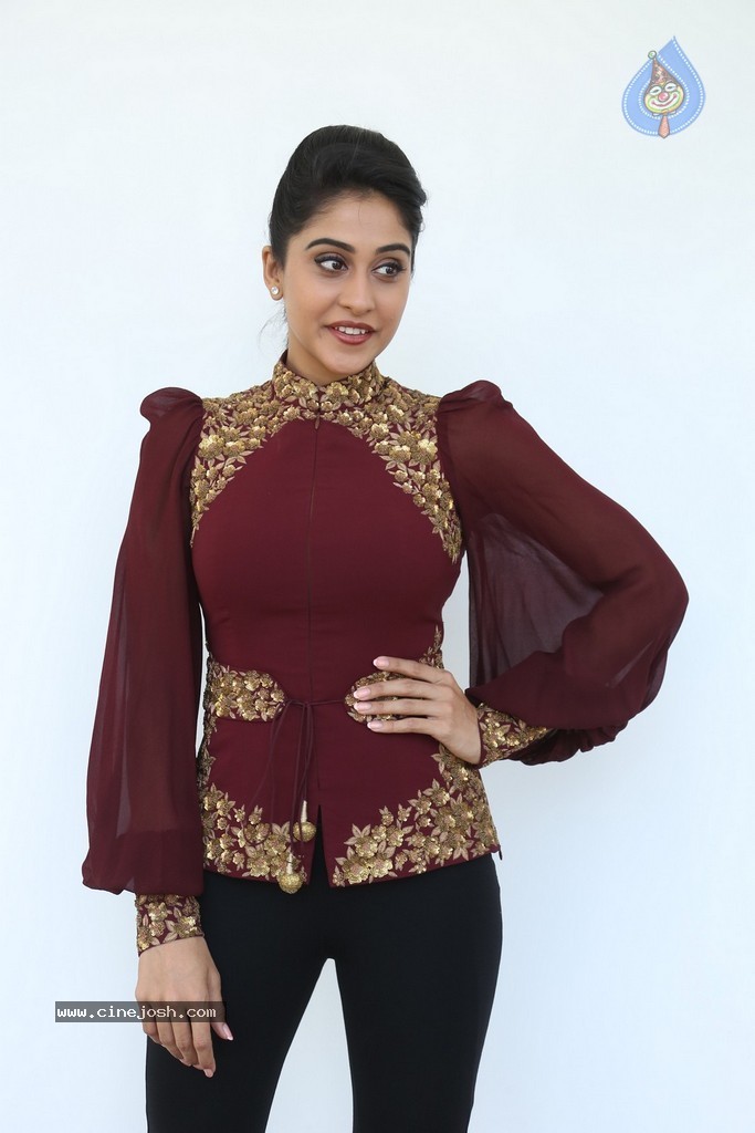 Regina Cassandra New Gallery - 106 / 152 photos