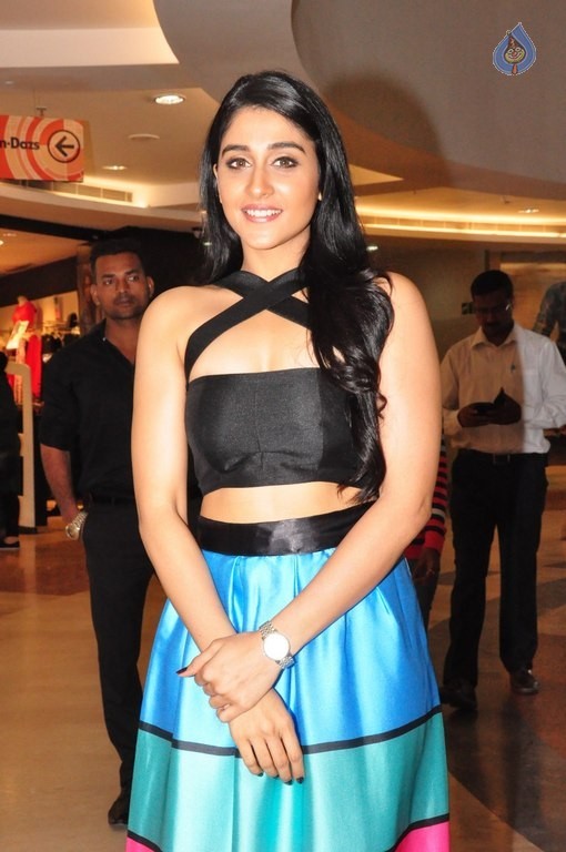 Regina Cassandra New Gallery - 35 / 35 photos