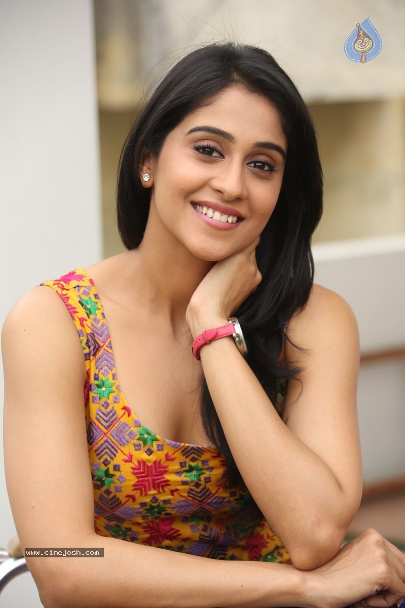 Regina Cassandra New Stills - 79 / 118 photos