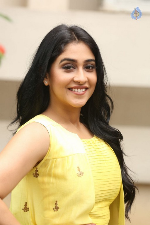 Regina Cassandra Photos - 58 / 61 photos