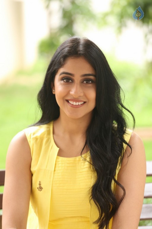 Regina Cassandra Photos - 59 / 61 photos