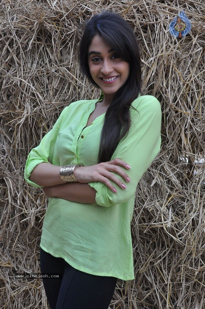 Regina Latest Photos - 1 / 45 photos