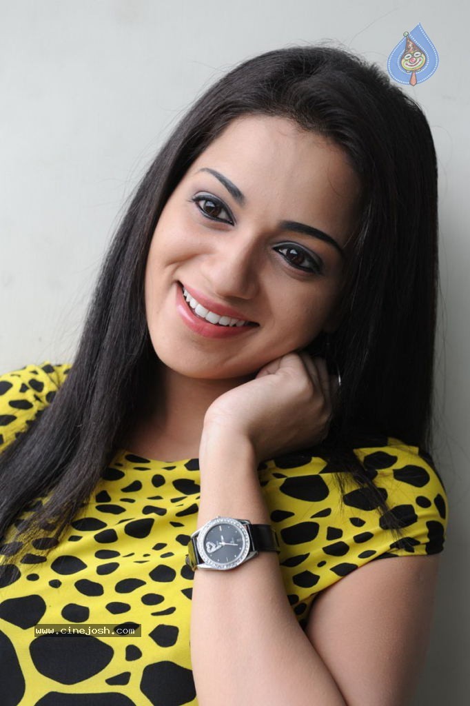 Reshma Latest Stills - 21 / 78 photos