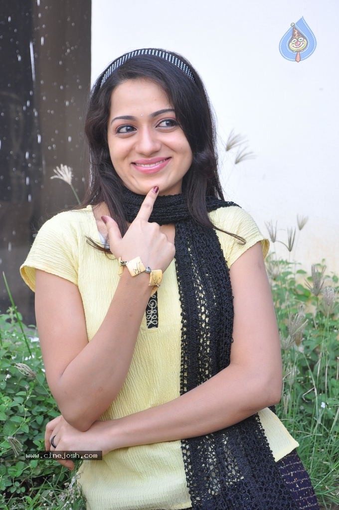 Reshma Latest Stills - 14 / 46 photos